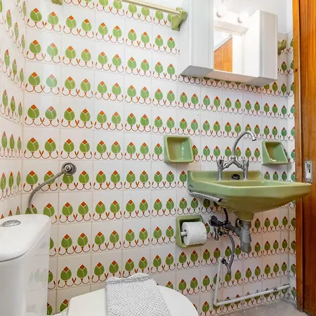 Mires House 11 Apartman *